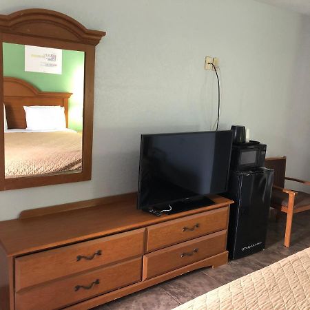 Hwy 59 Motel Laredo Medical Center Экстерьер фото